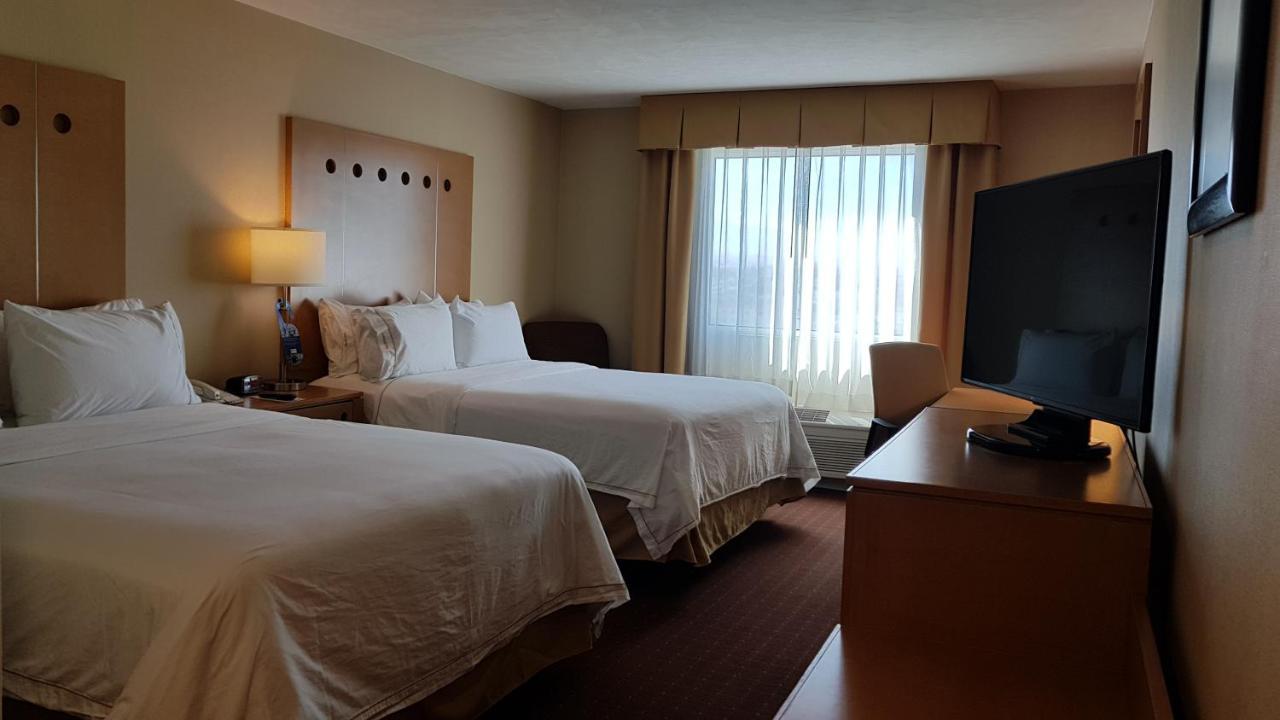 Holiday Inn Express Saltillo Zona Aeropuerto By Ihg Exterior foto